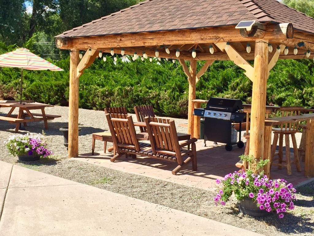 Hotchkiss Inn Motel Zewnętrze zdjęcie